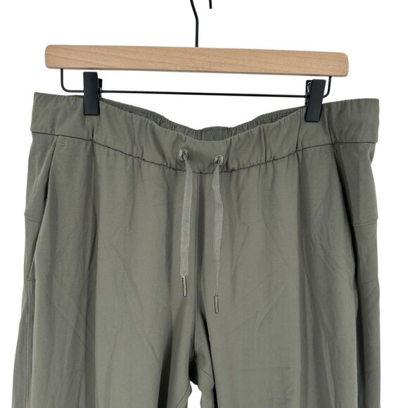 Lululemon On The Fly Cropped Jogger Pants 10 Sage Green Active Workout #h - Picture 2 of 9